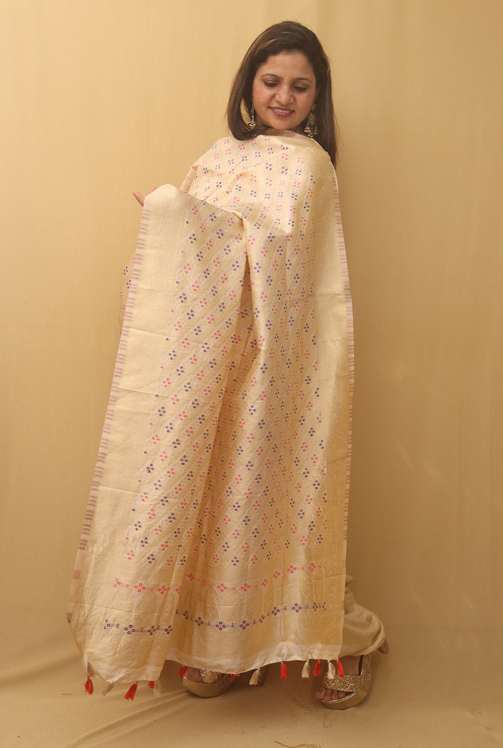 Pastel Banarasi Silk Bandhani Design Dupatta - Luxurion World