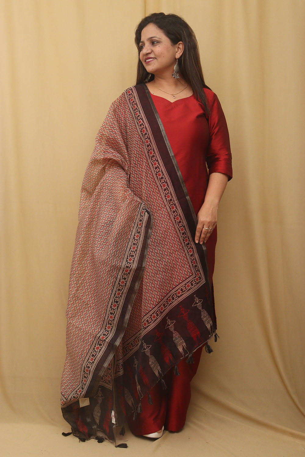 Vibrant Multicolor Block Printed Chanderi Silk Dupatta: A Fusion of Elegance and Tradition - Luxurion World