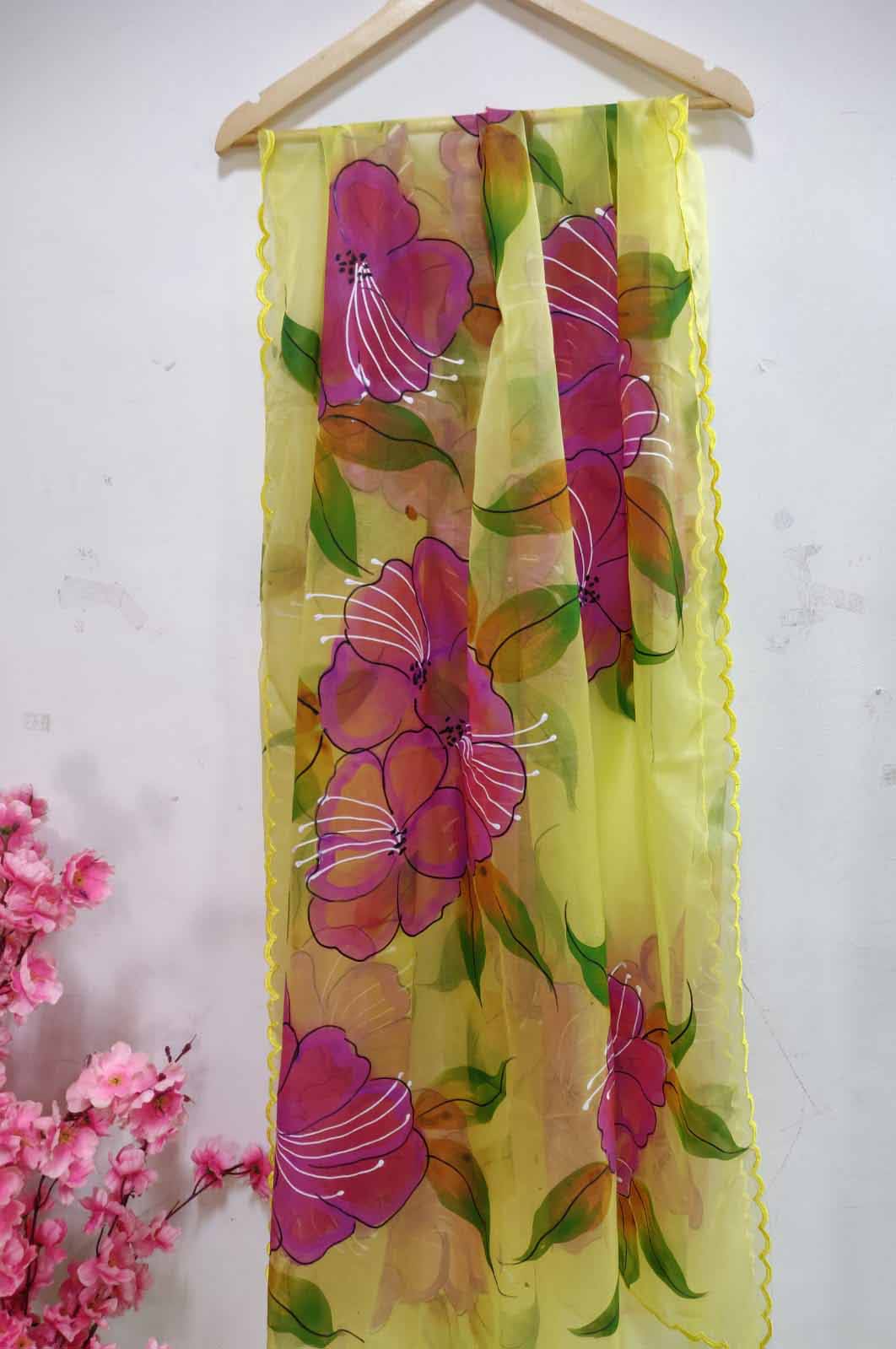 Yellow Hand Painted Organza Silk Scalloped Border Dupatta - Luxurion World