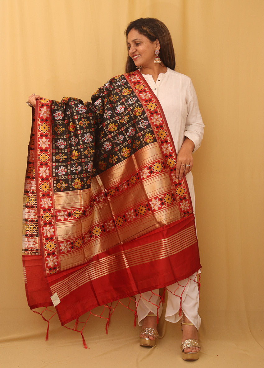 Black Patola Silk Dupatta - Luxurion World