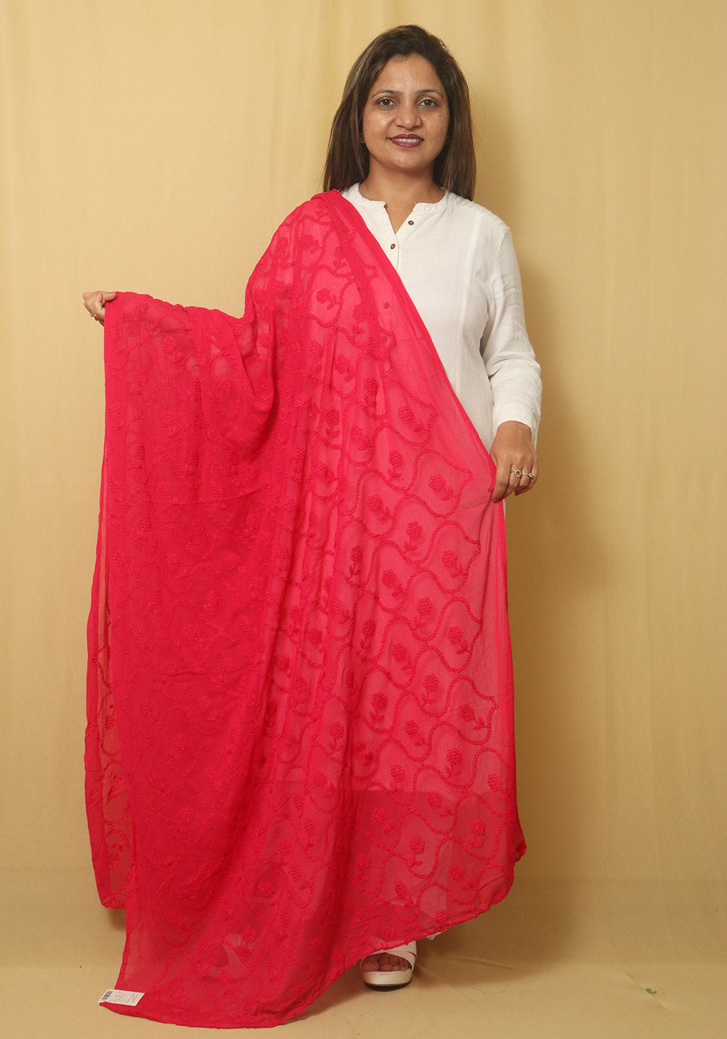 Get Trendy with Stylish Pink Georgette Dupatta and Embroidery - Luxurion World