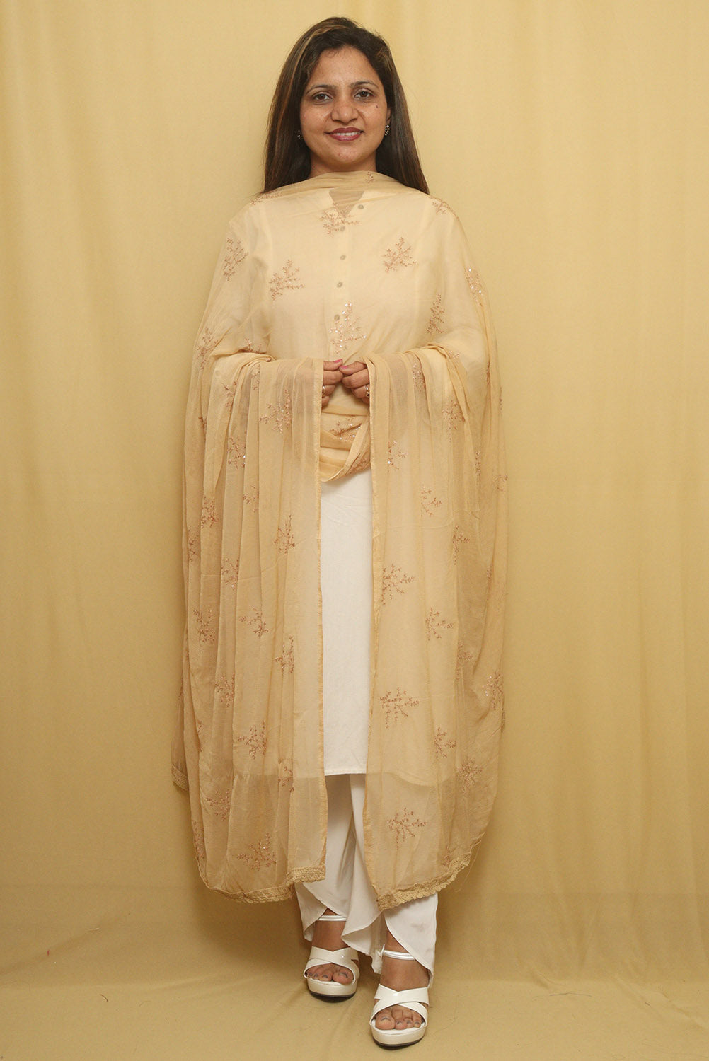 Sparkle in Style: Golden Georgette Sequins Dupatta - Luxurion World