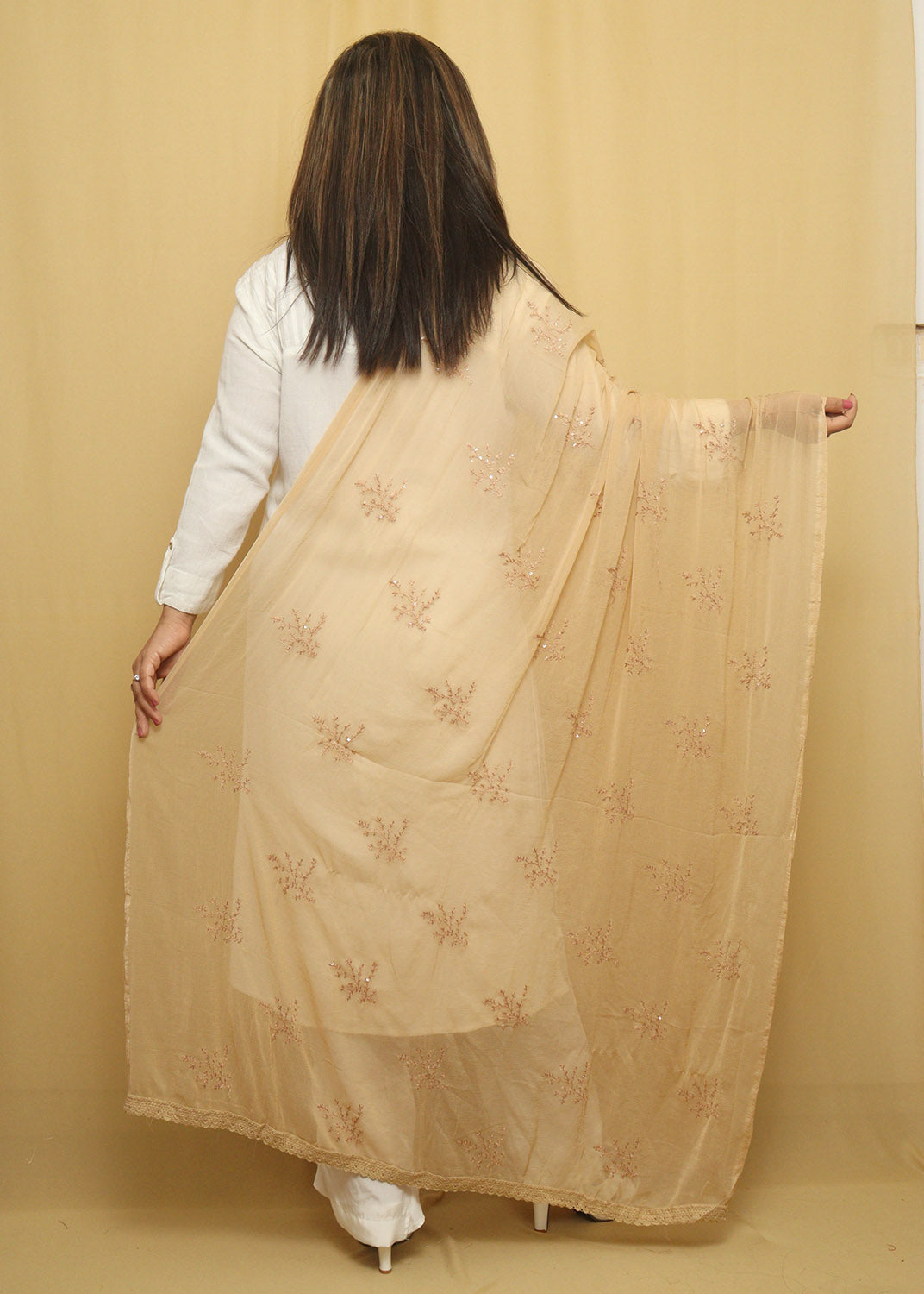 Sparkle in Style: Golden Georgette Sequins Dupatta - Luxurion World