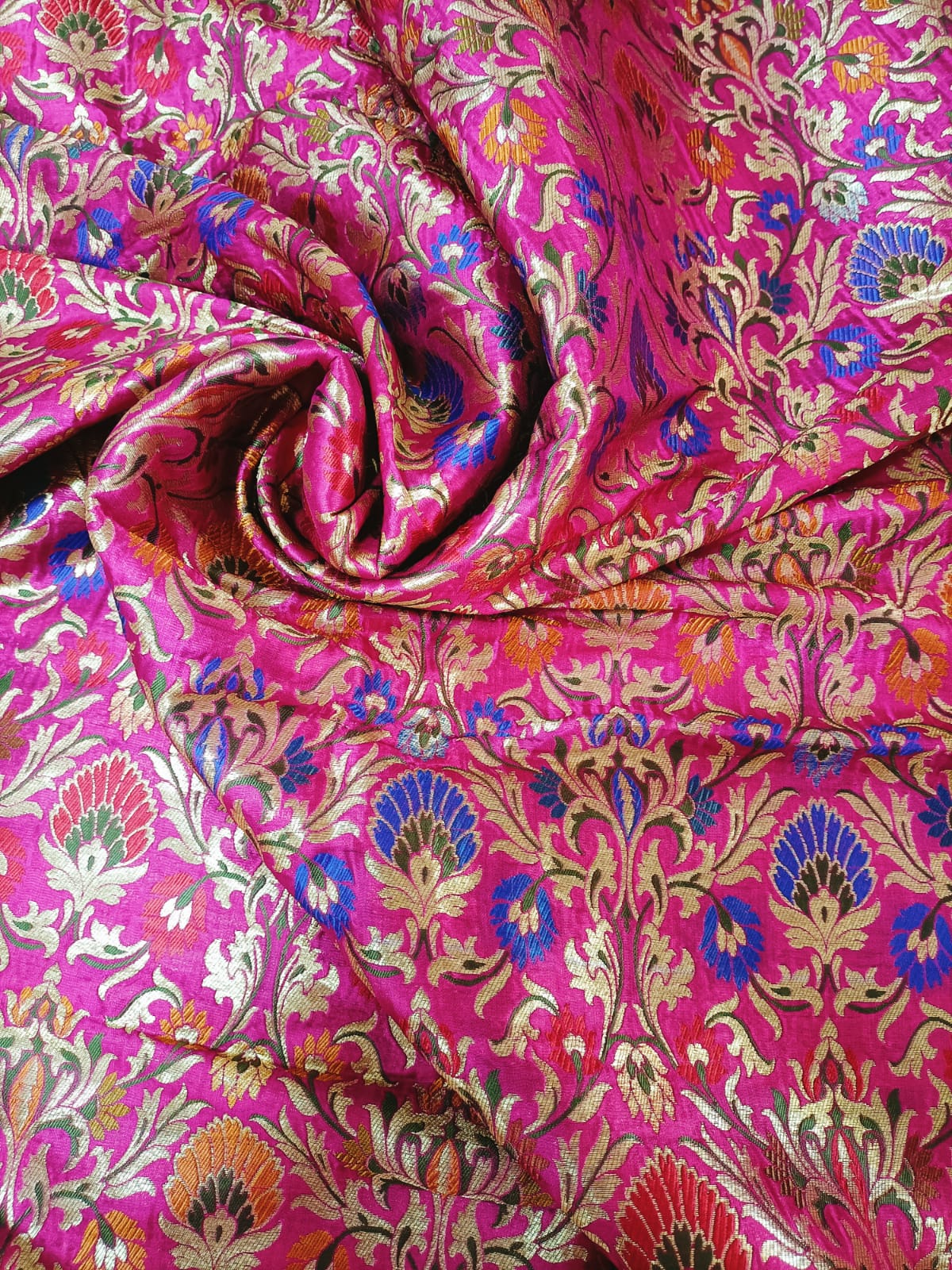 Pink Banarasi Kimkhwab Silk Meenakari Fabric  ( 1 Mtr ) - Luxurion World