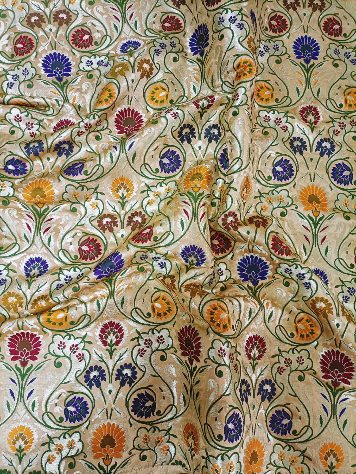 Pastel Banarasi Kimkhwab Silk Meenakari Fabric  ( 1 Mtr ) - Luxurion World