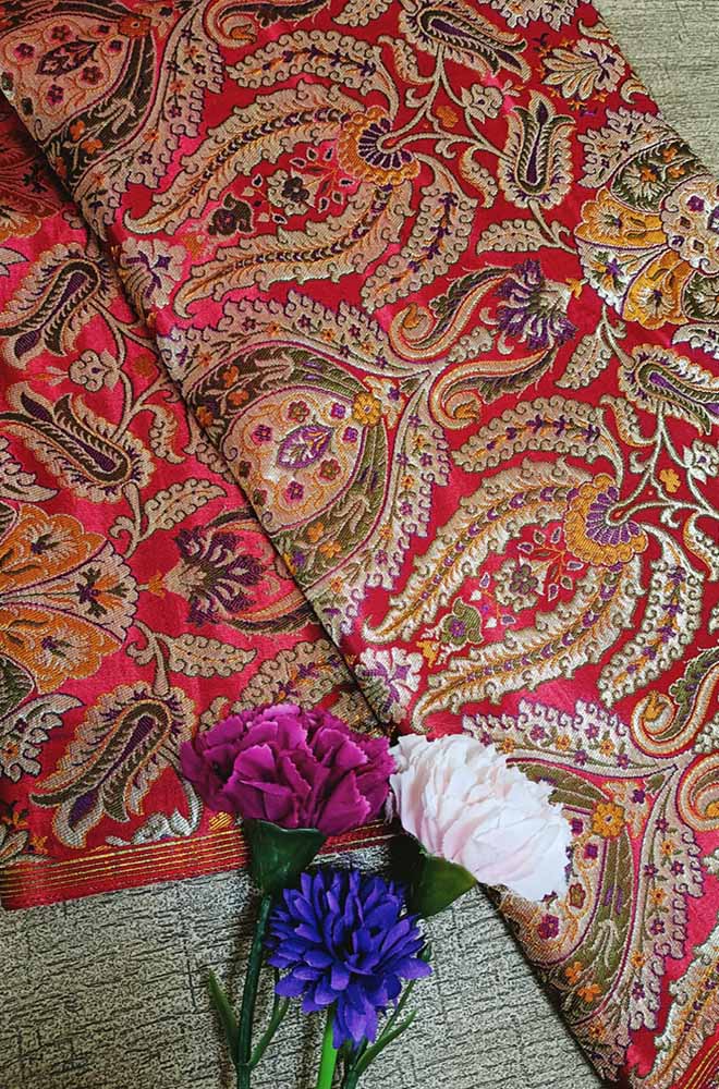 Red Banarasi Kimkhwab Silk Meenakari Fabric  ( 1 Mtr ) - Luxurion World