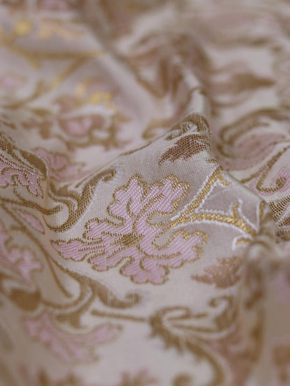 Pastel Banarasi Kimkhwab Silk Meenakari Fabric  ( 1 Mtr ) - Luxurion World