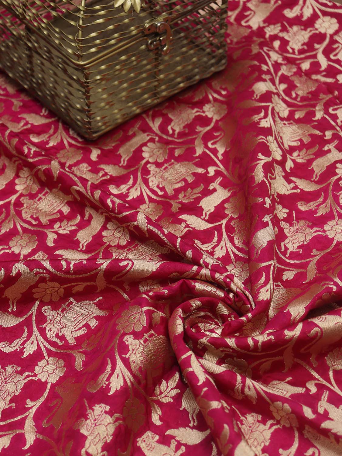 Pink Banarasi Silk Shikargah Fabric ( 2.5 Mtr ) - Luxurion World