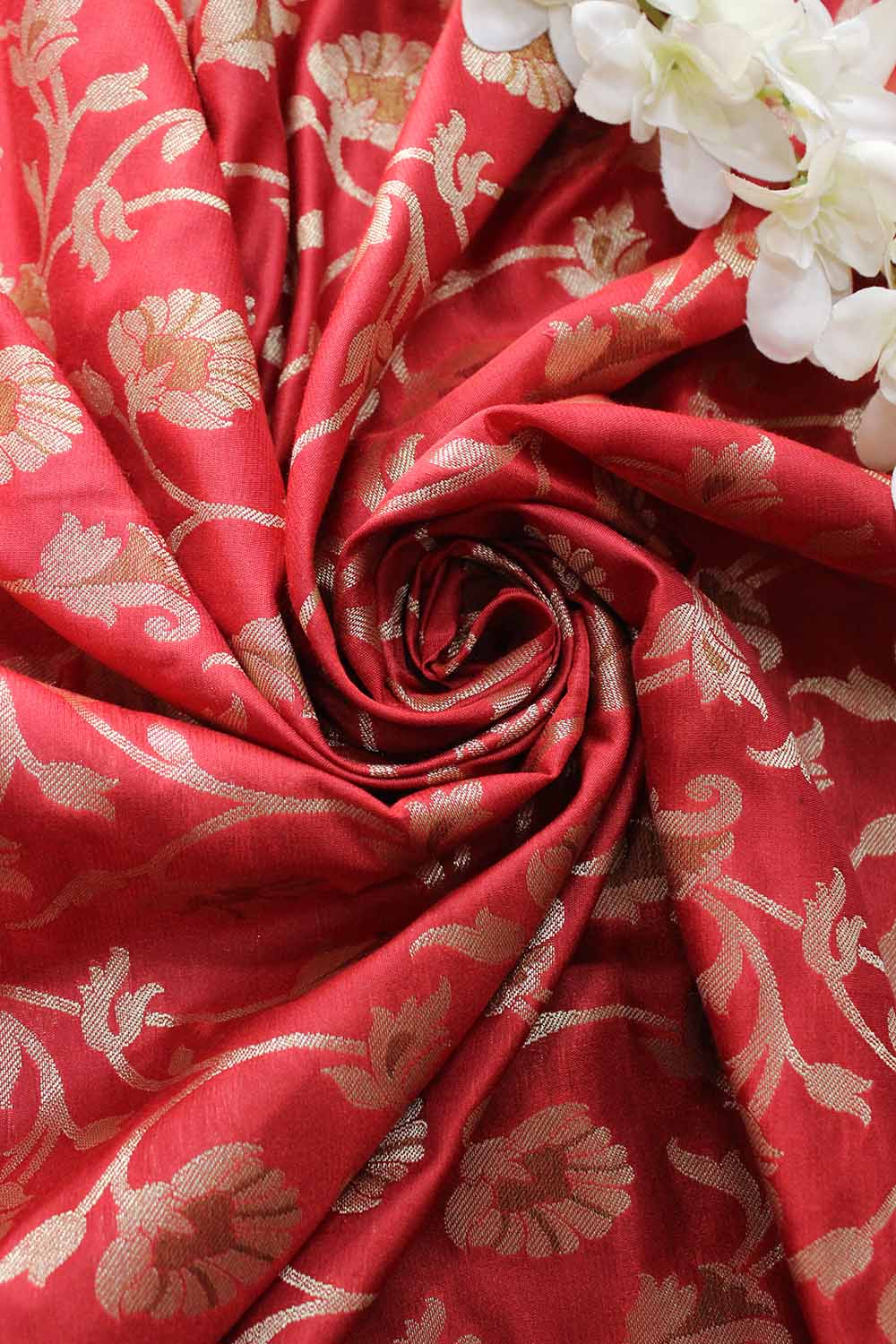 Red Banarasi Silk Fabric (  1 Mtr ) - Luxurion World