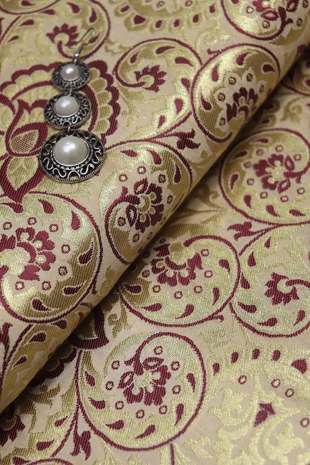 Pastel Banarasi Kimkhwab Silk Meenakari Fabric ( 1 Mtr ) - Luxurion World