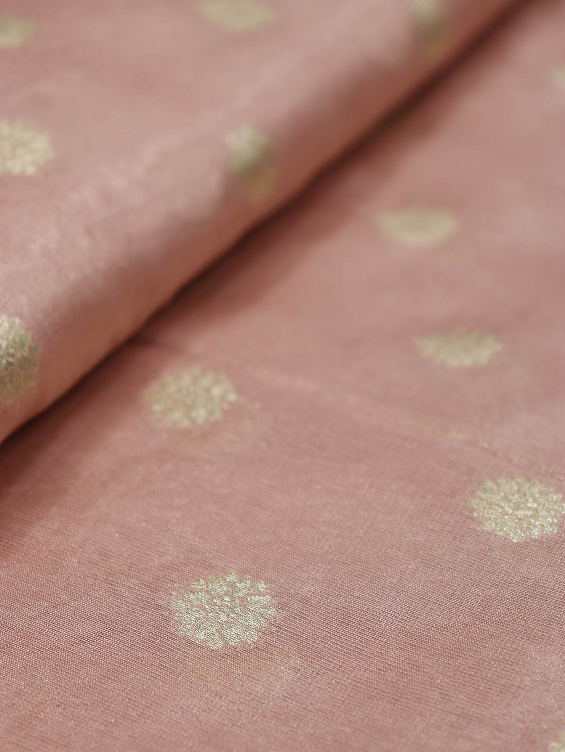 Exquisite Pink Banarasi Tissue Silk Fabric with Zari Booti Design (1 Mtr) - Luxurion World