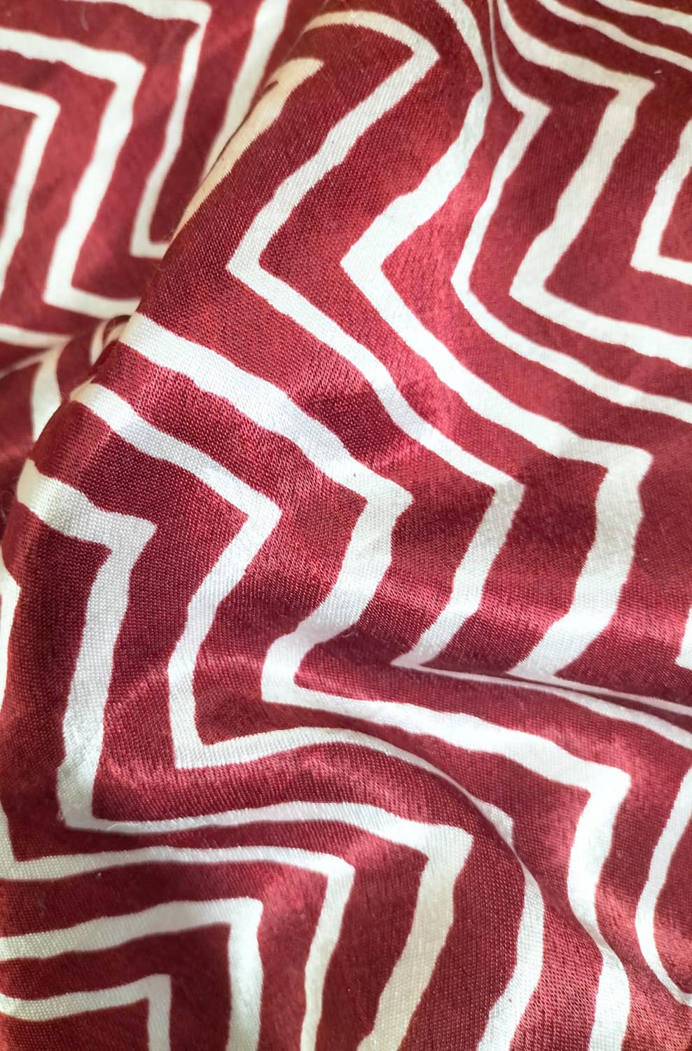 Maroon Digital Printed Gajji Silk Zig Zag Design Fabric ( 1 Mtr ) - Luxurion World