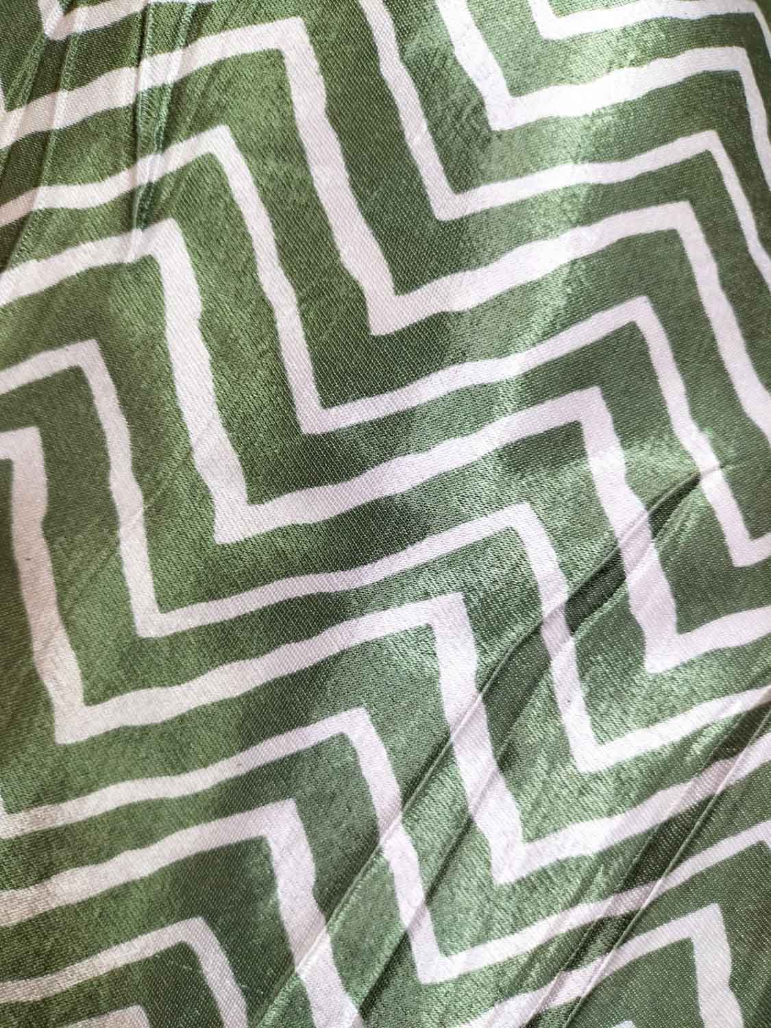 Green Digital Printed Gajji Silk Zig Zag Design Fabric ( 1 Mtr ) - Luxurion World
