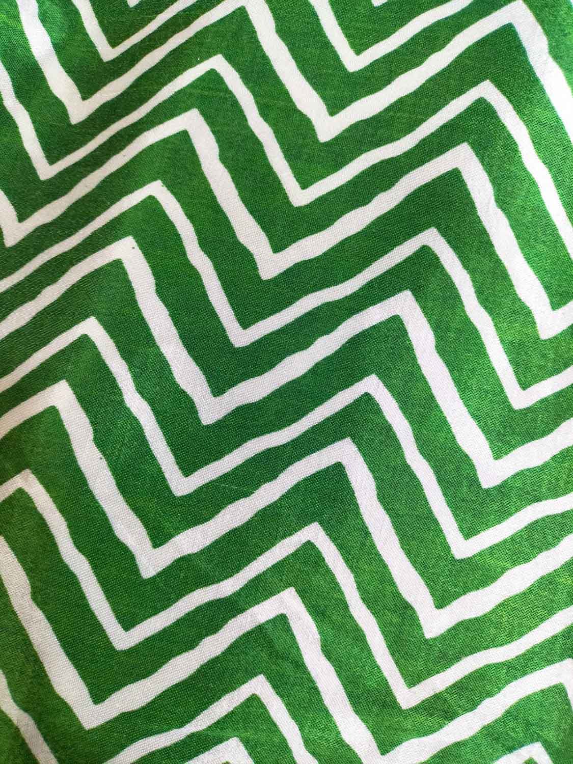 Green Digital Printed Gajji Silk Zig Zag Design Fabric ( 1 Mtr ) - Luxurion World