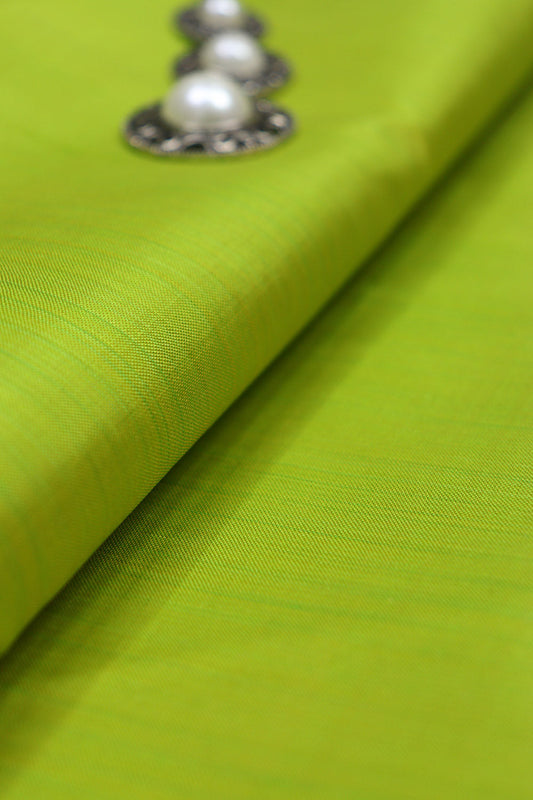 Green Plain Pure Silk Fabric ( 1 Mtr ) - Luxurion World
