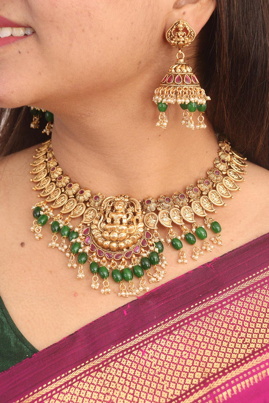 Shop Luxurionworld's Golden Elegance Necklace Set - Elevate Your Style - Luxurion World