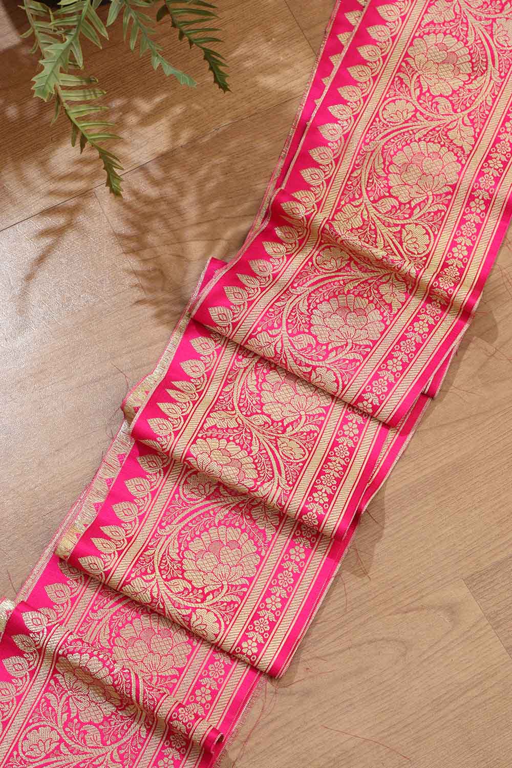 Elegant Pink Banarasi Silk Lace ( 0.5 Mtr ) - Luxurion World