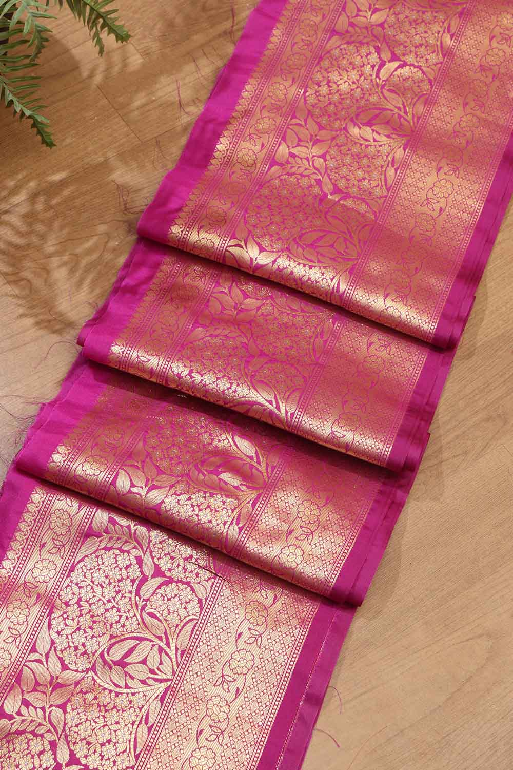 Elegant Purple Banarasi Silk Lace: A Timeless Beauty ( 1 Mtr ) - Luxurion World