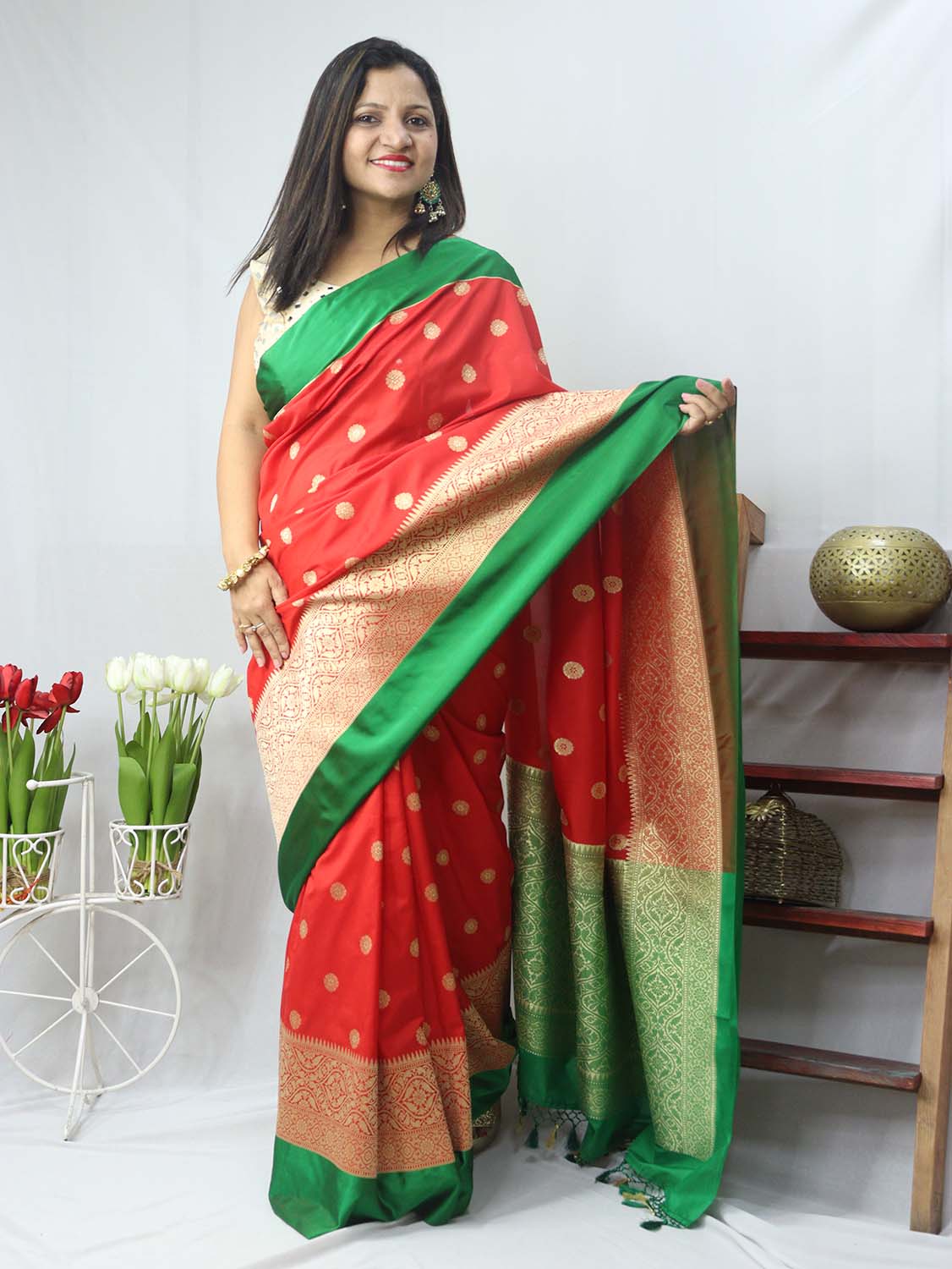 Shop Now for Green & Red Handloom Banarasi Silk Saree! - Luxurion World