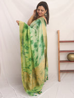 Green Banarasi Shibori Tie And Dye Georgette Saree - Luxurion World
