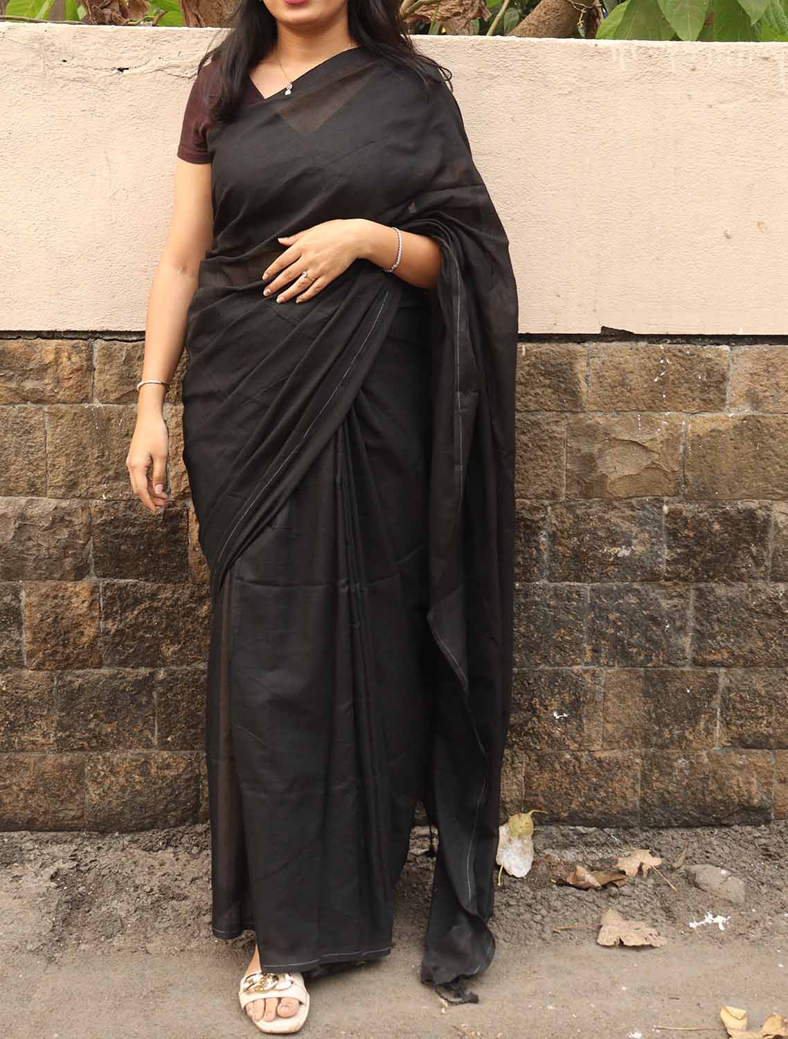 Black Handloom Plain Bengal Cotton Saree - Luxurion World