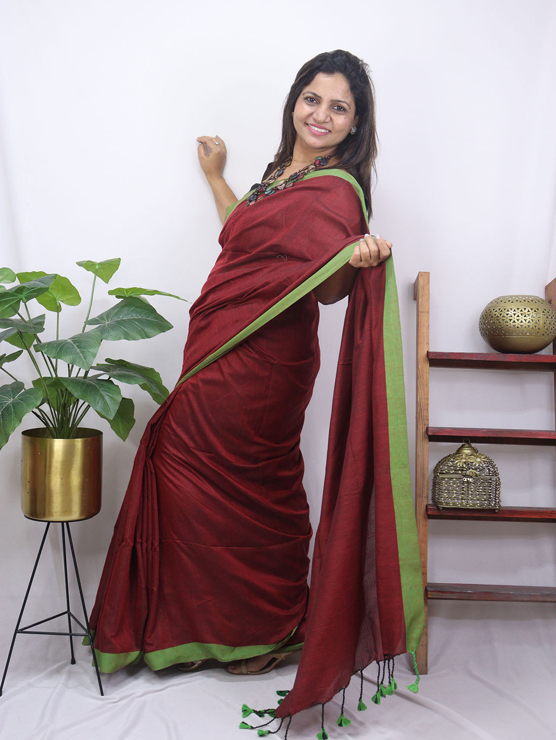 Maroon Bengal Plain Cotton Saree - Luxurion World