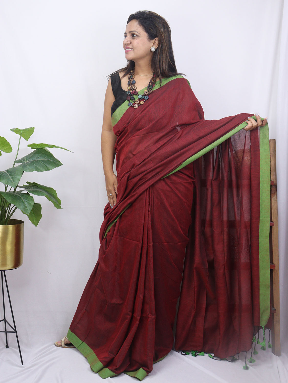 Maroon Bengal Plain Cotton Saree - Luxurion World