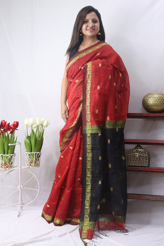 Stunning Red Bengal Cotton Saree for Traditional Look - Luxurion World