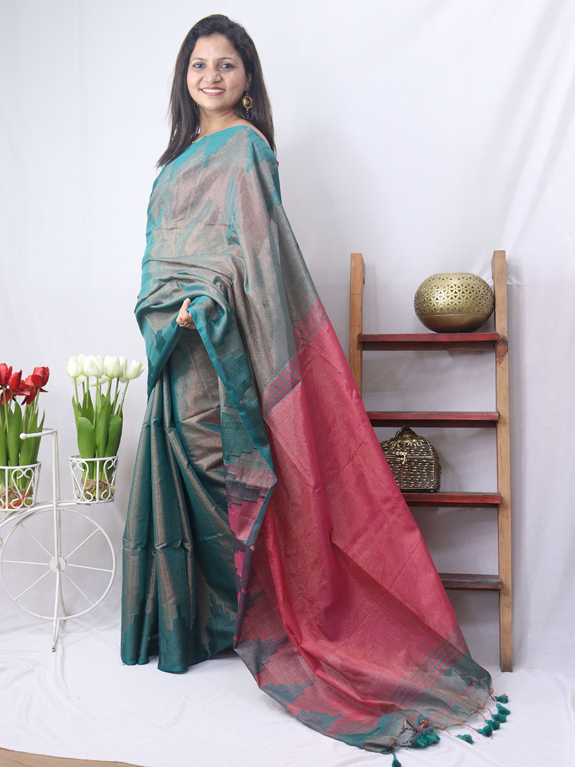 Stunning Blue Bengal Tissue Cotton Saree for Elegant Style - Luxurion World