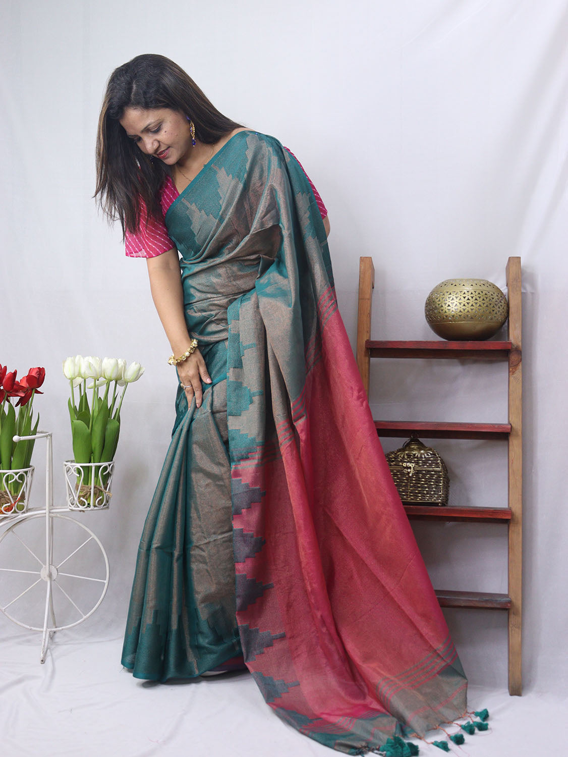 Stunning Blue Bengal Tissue Cotton Saree for Elegant Style - Luxurion World