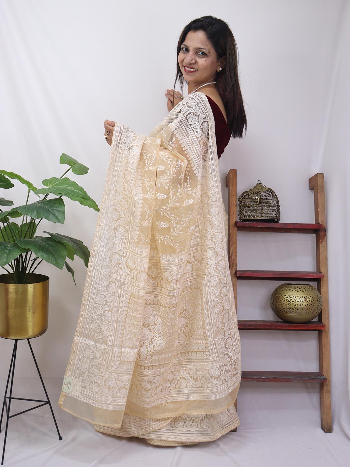 Cream Embroidered Chikankari Organza Silk Saree - Luxurion World