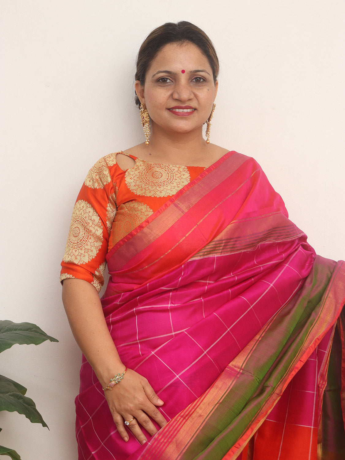 Pink Uppada Silk Checks Design Saree - Luxurion World