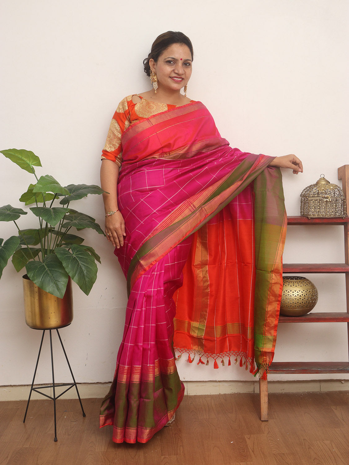 Pink Uppada Silk Checks Design Saree - Luxurion World
