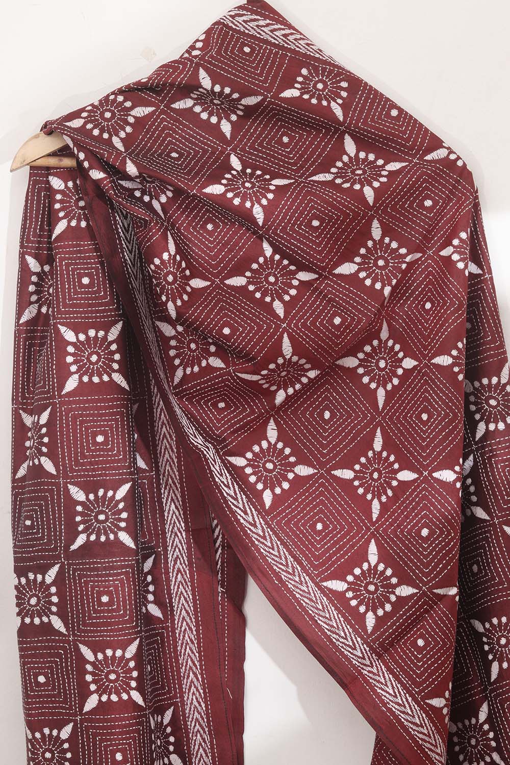 Exquisite Maroon Kantha Silk Stole: Hand-Embroidered Elegance - Luxurion World