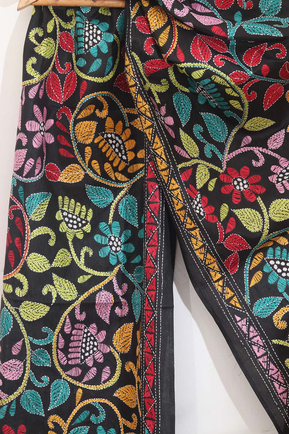 Black Hand Embroidered Kantha Pure Bangalore Silk Stole: Luxurious Elegance for Every Occasion - Luxurion World