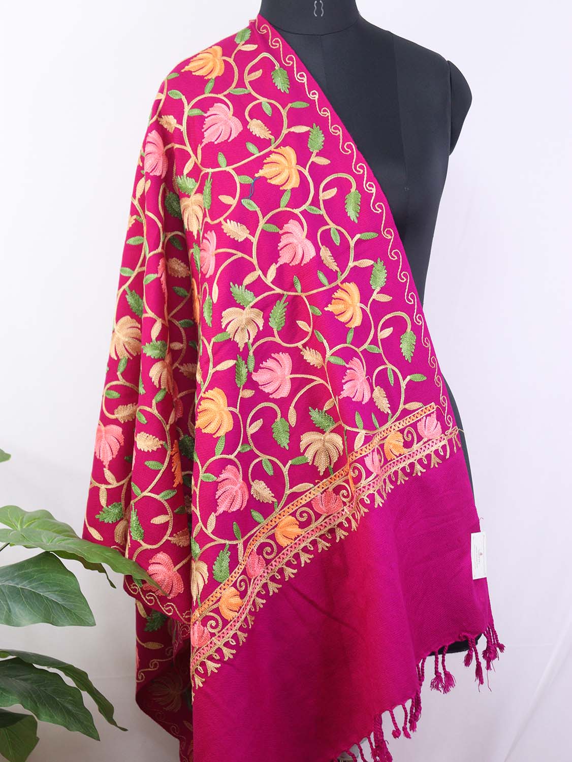 Pink Embroidered Kashmiri Aari Work Woollen Stole - Luxurion World