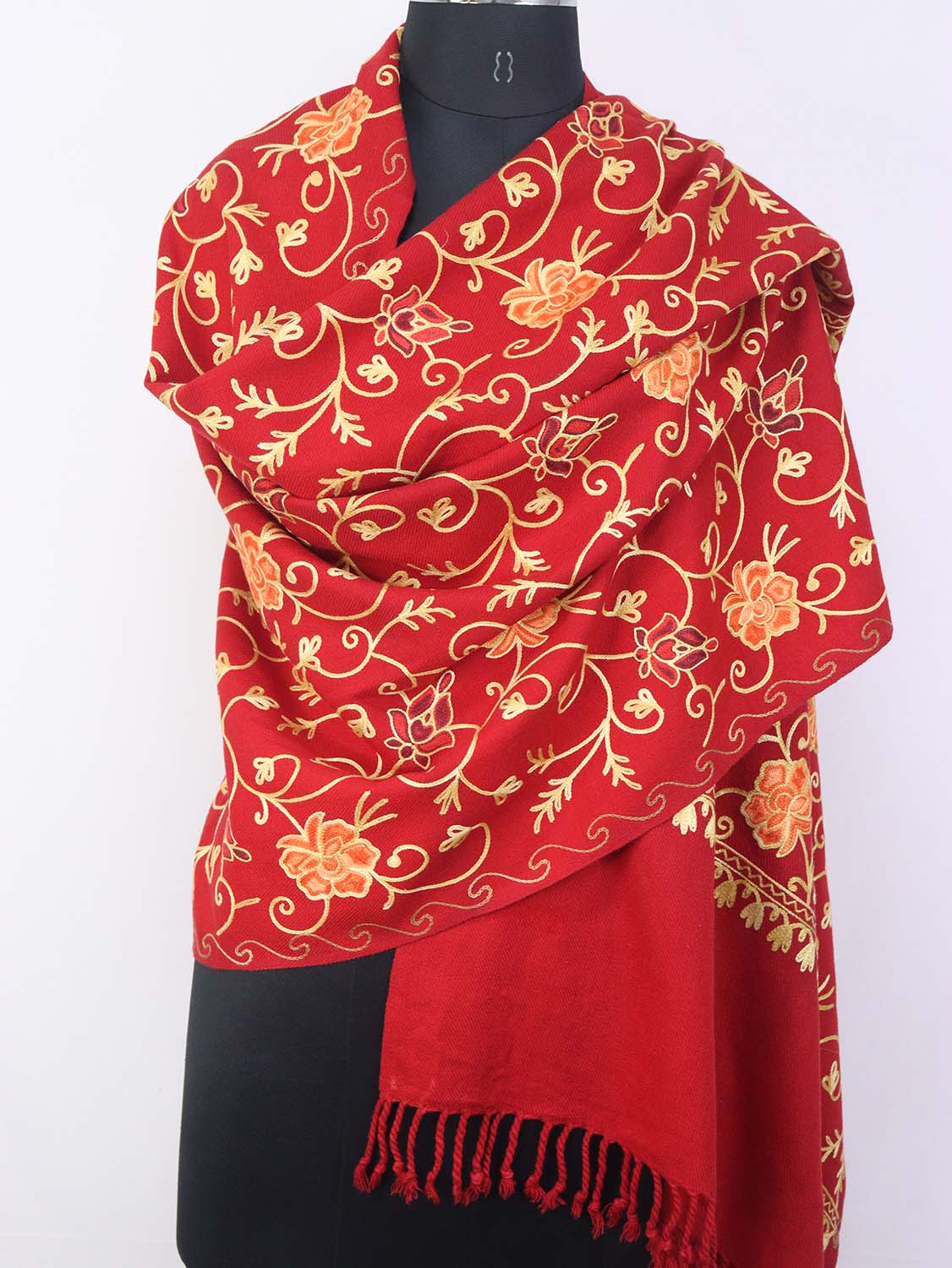 Red Embroidered Kashmiri Aari Work Woollen Stole - Luxurion World