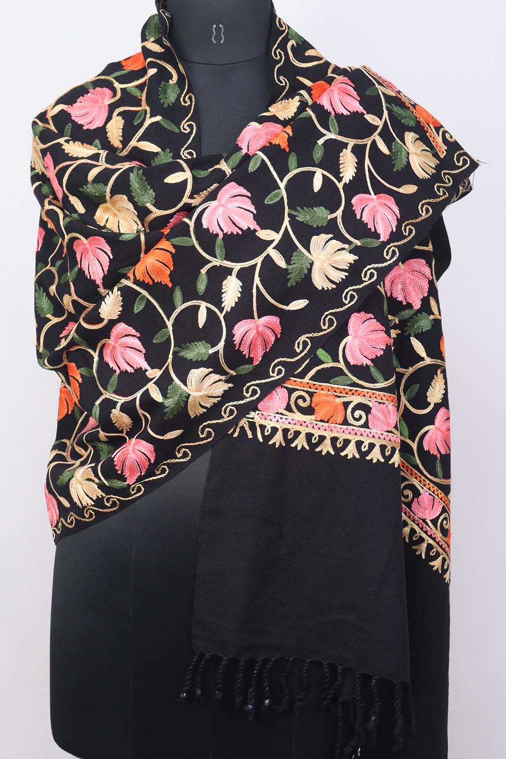 Black Embroidered Kashmiri Aari Work Woollen Stole - Luxurion World
