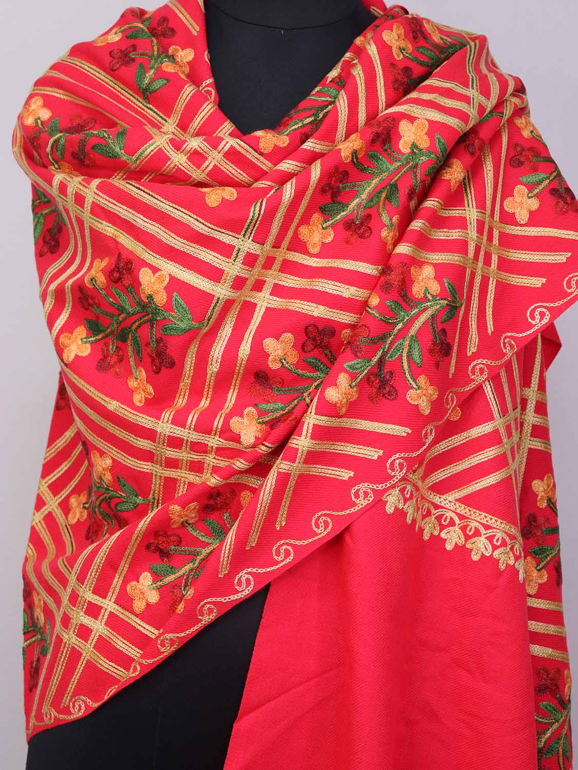 Red Embroidered Kashmiri Aari Work Woollen Stole - Luxurion World