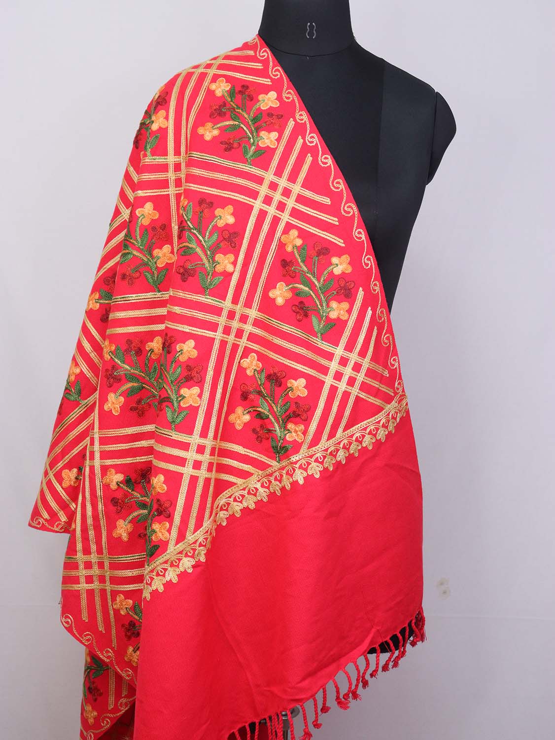 Red Embroidered Kashmiri Aari Work Woollen Stole - Luxurion World
