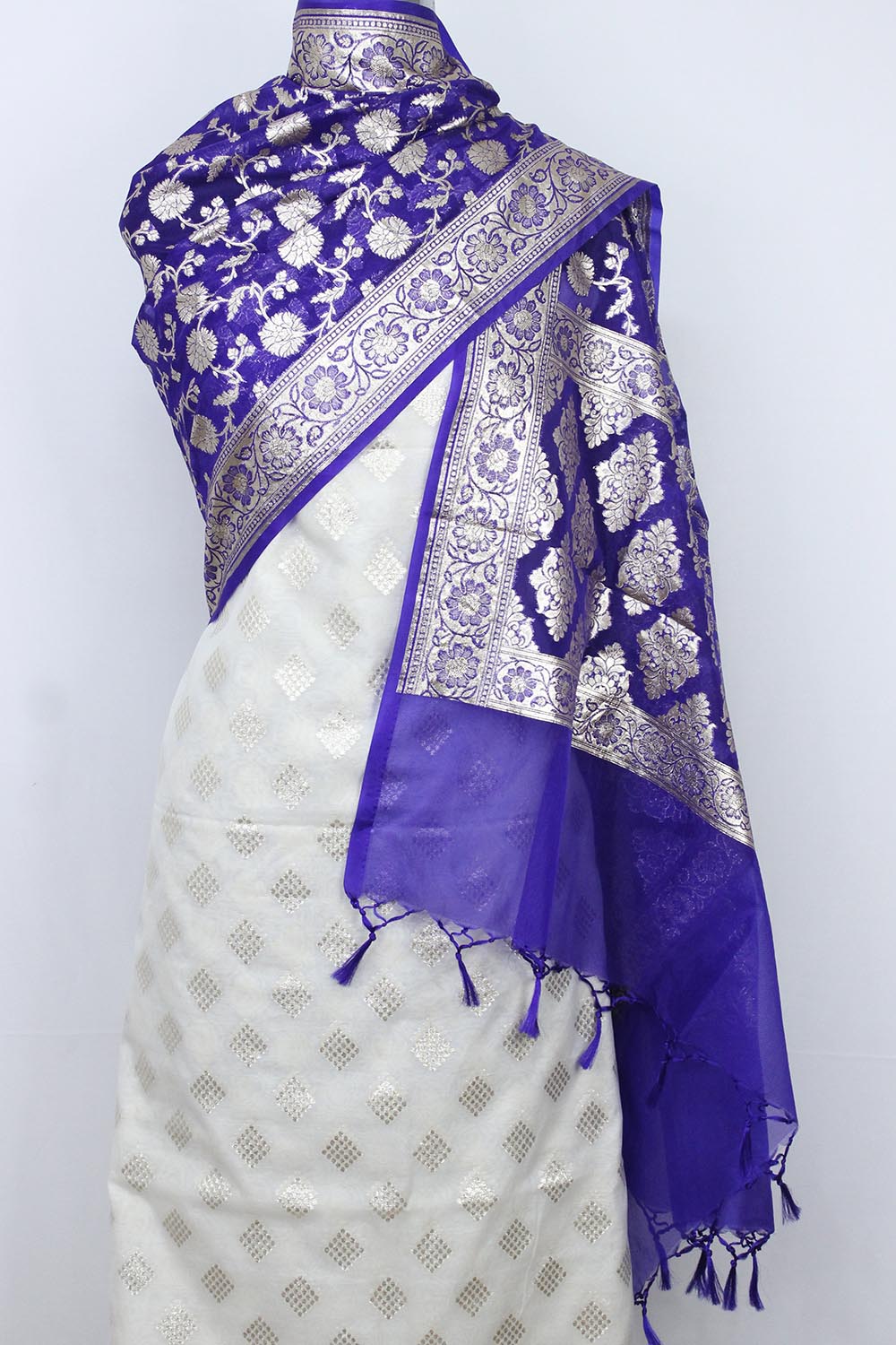 Dyeable Banarasi Cotton Silk Suit With Blue Banarasi Organza Dupatta - Luxurion World
