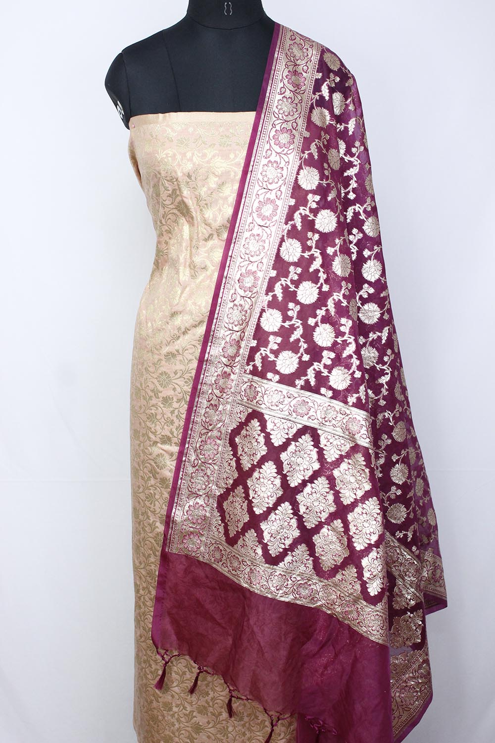 Pastel Banarasi Silk Suit With Purple Banarasi Organza Dupatta - Luxurion World