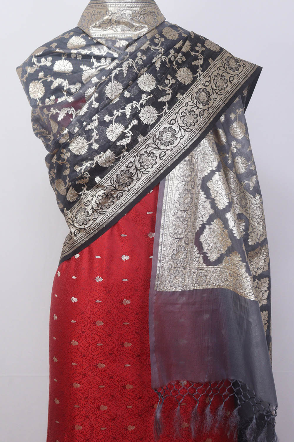 Red Banarasi Tanchui Silk Suit With Grey Banarasi Organza Dupatta - Luxurion World