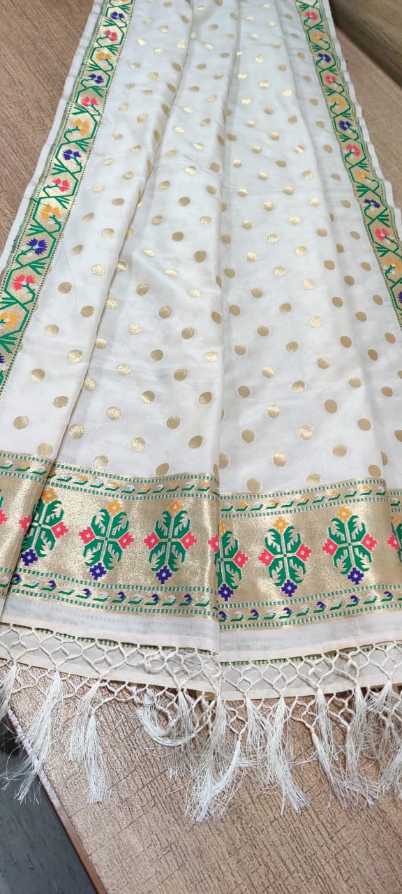 Off White Handloom Banarasi Silk Paithani Design Dupatta - Luxurion World