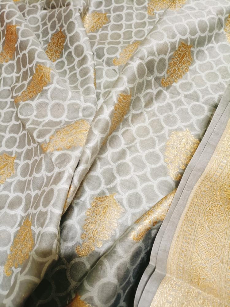 Grey Handloom Banarasi Cotton Silk Three Piece Unstitched Suit Set - Luxurion World