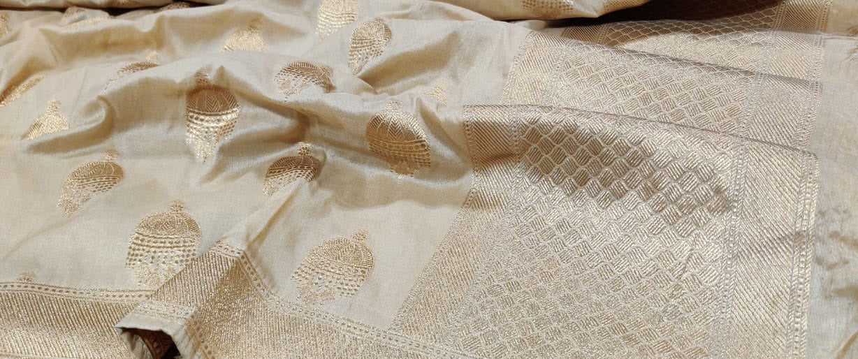 Pastel Handloom Banarasi Silk Jhumka Design Dupatta - Luxurion World