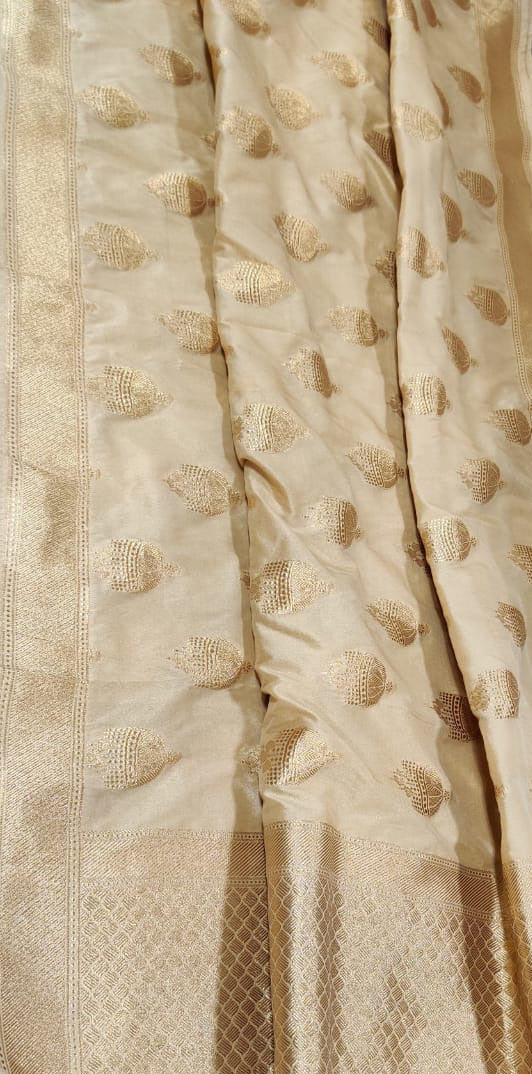 Pastel Handloom Banarasi Silk Jhumka Design Dupatta - Luxurion World