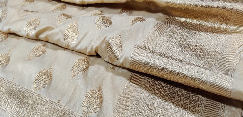 Pastel Handloom Banarasi Silk Jhumka Design Dupatta - Luxurion World
