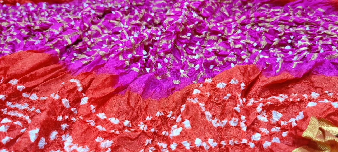 Pink And Red Checks Bandhani Silk Dupatta