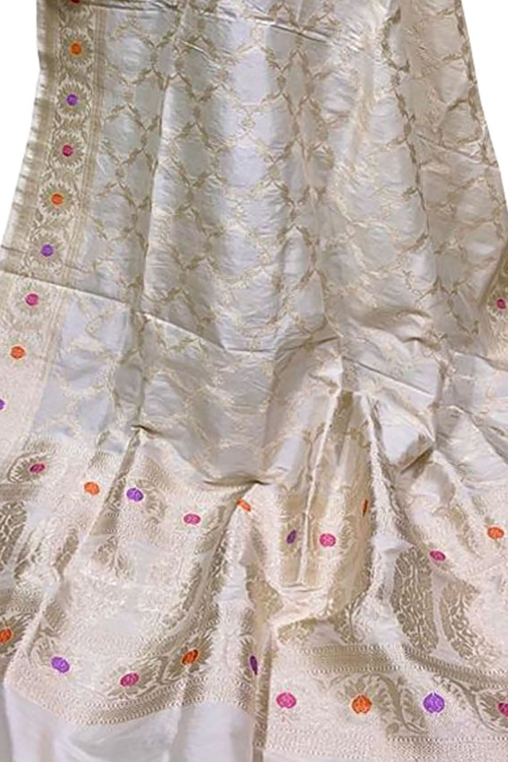 Off White Banarasi Handloom Pure Katan Silk Dupatta - Luxurion World